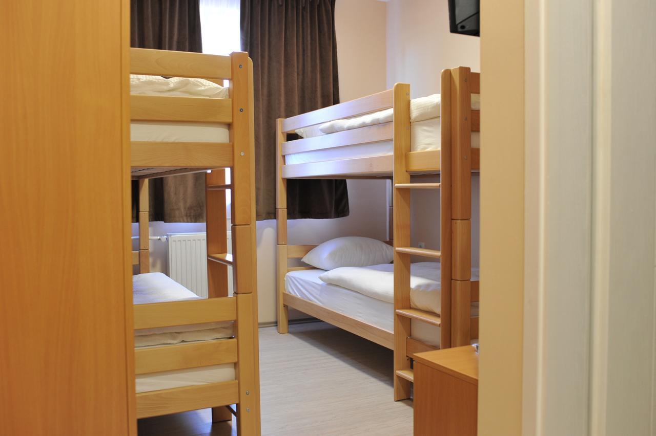 City Hostel Banja Luka Extérieur photo
