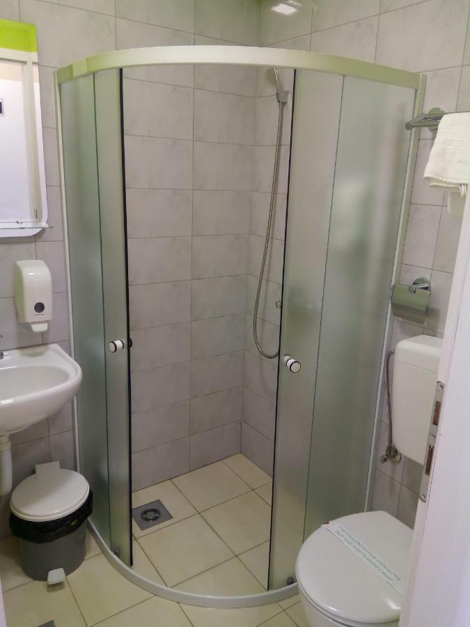 City Hostel Banja Luka Extérieur photo